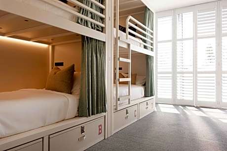 Drifter Bunkhouse Superior 10 Persons
