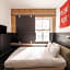 The Clyde Hotel Portland by Kasa