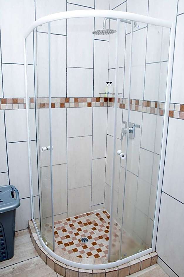 85 Ehmke Guesthouse