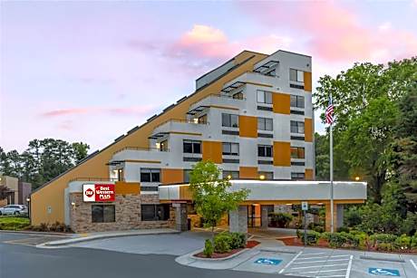 Best Western Plus Raleigh Crabtree Valley Hotel