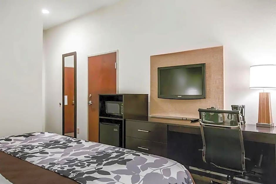 Sleep Inn & Suites Marion - Military Institute