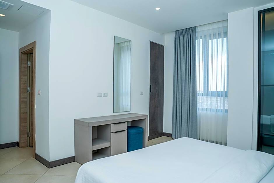 Liv Weibdeh Hotel Suites