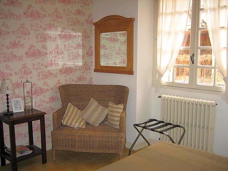 Photo 1 of 10 of Double Room