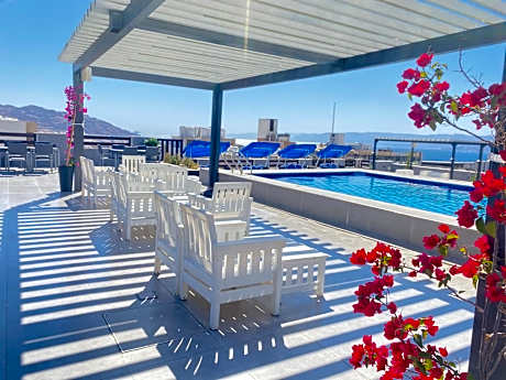 Mass Paradise Hotel