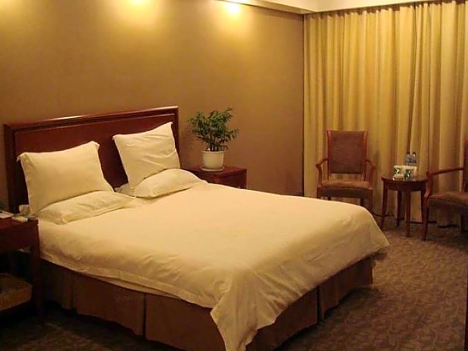 GreenTree Inn Suzhou Railway Station South Square Humble Administrator's Garden Business Hotel