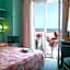 Salus Smart & Chic Hotel