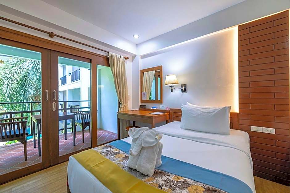 Phuket Meet Holiday Hotel