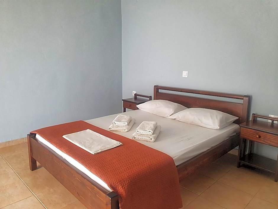 Galini Rooms Sikinos Travel