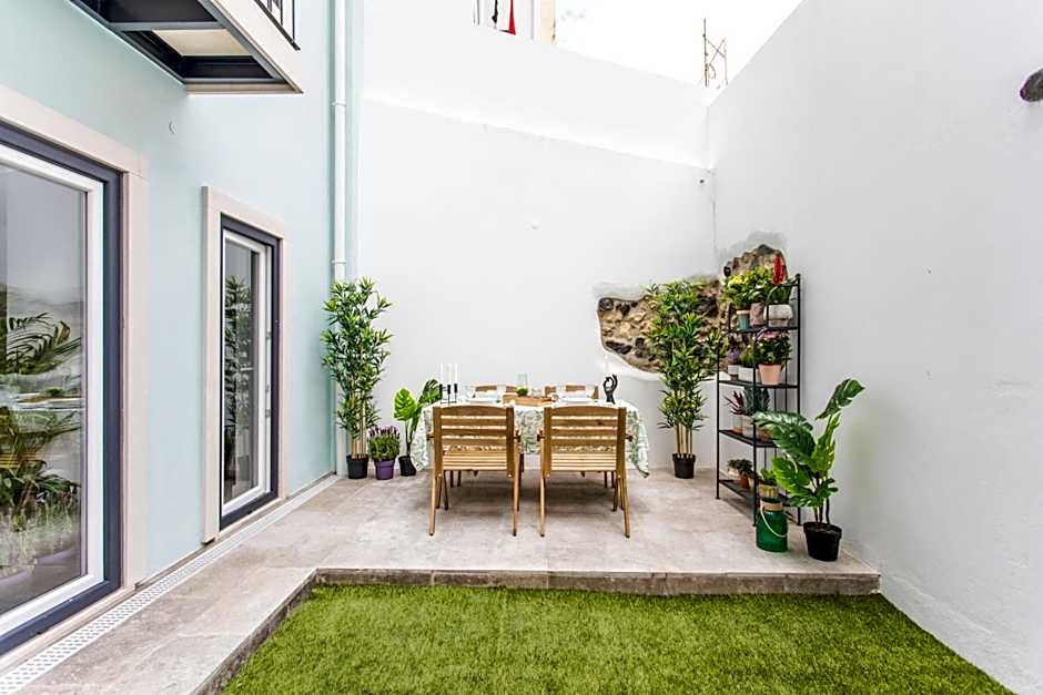 Lx Design Apartment near Congress Center