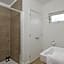 Cherry Bird Lodge Escape