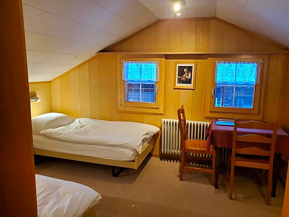 Photo 1 of 6 of Double Room