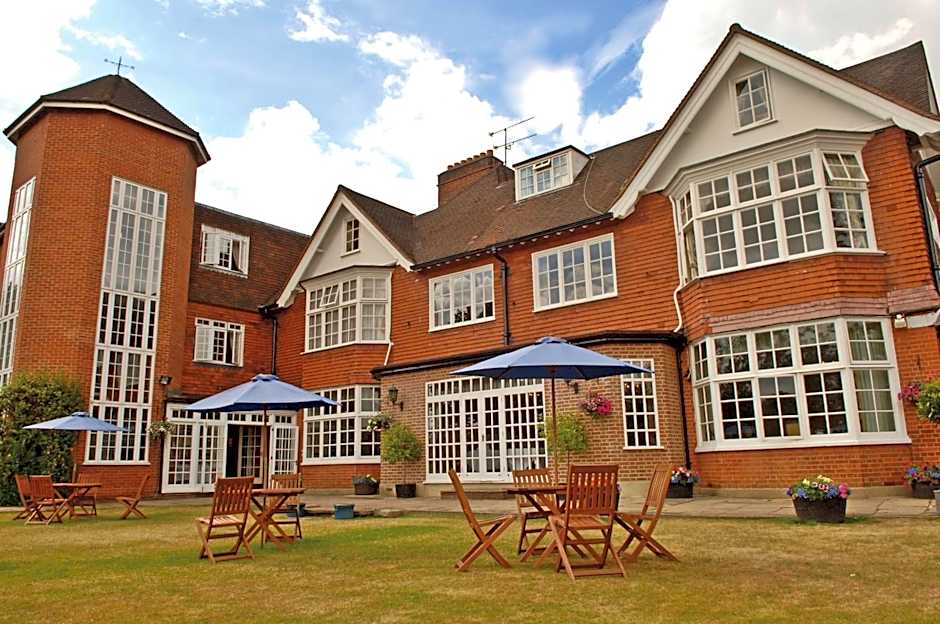 Grovefield House Hotel By Uno