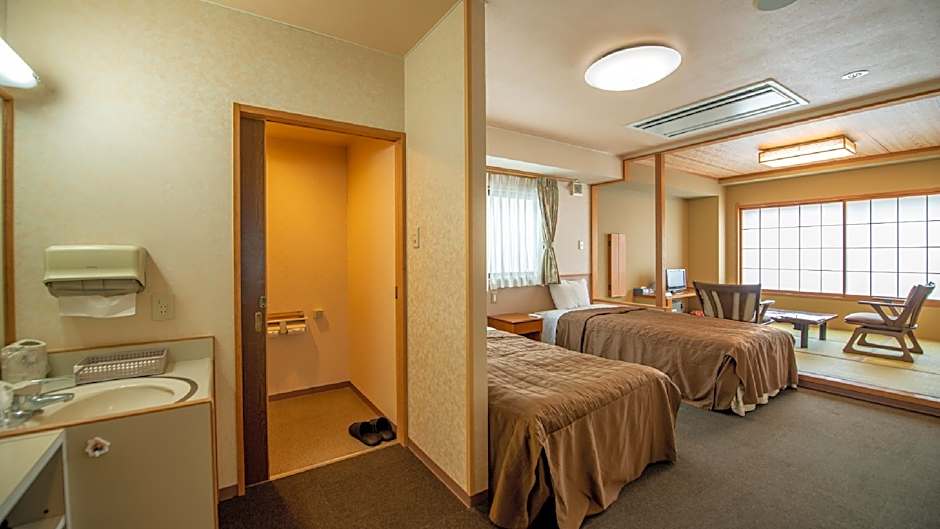 Ryokan Hakura