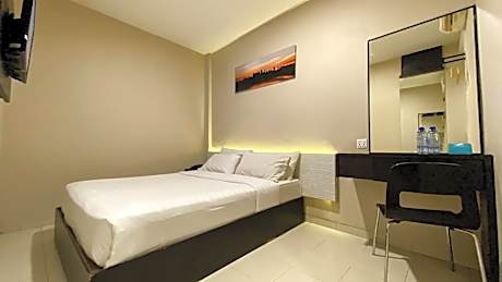 Day Use Room - 3 hours use only