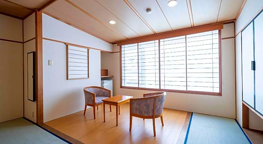 Nakamatsuya Ryokan