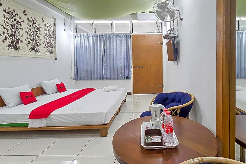 RedDoorz Syariah at Jalan RA Kosasih Sukabumi