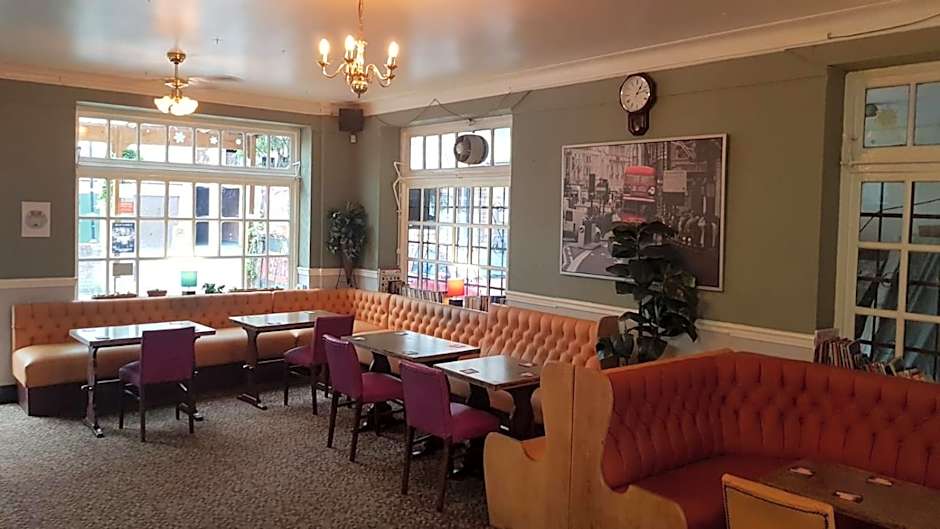 Hour Glass Hotel