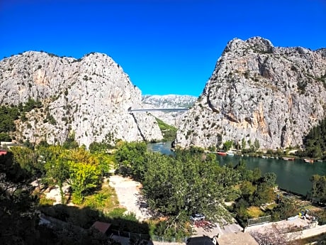 Double Room with Balcony and River View