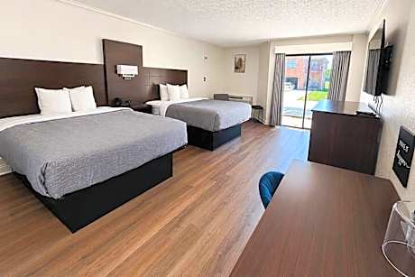 Queen Room with Two Queen Beds - Non-Smoking