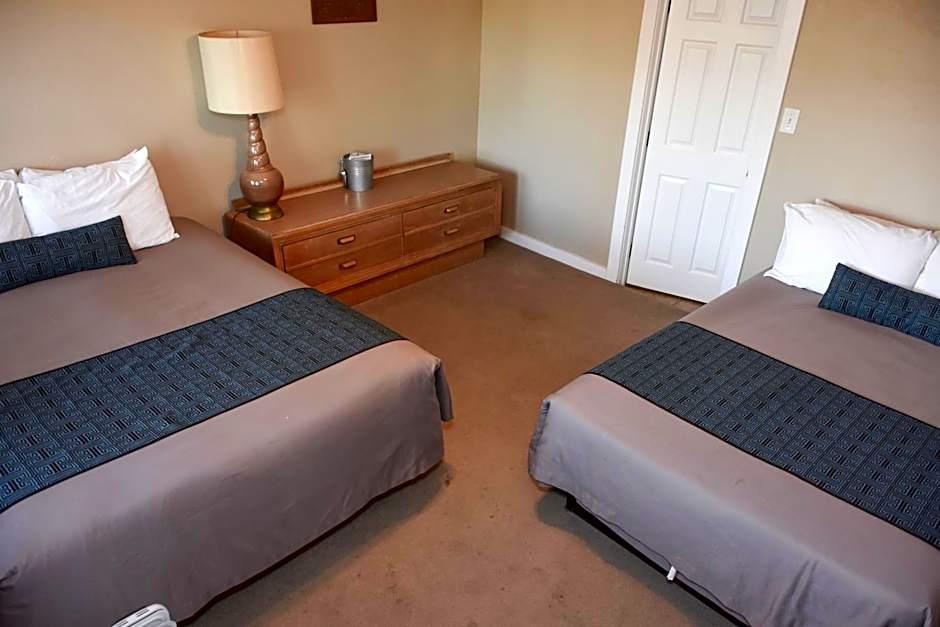 Panamint Springs Motel & Tents