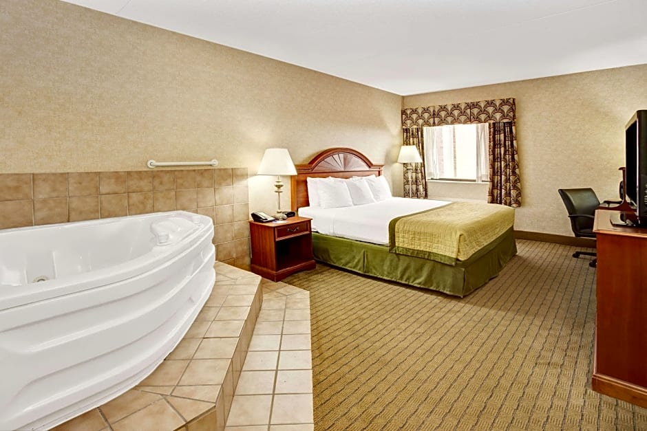 Photo 1 of 3 of 2 Queen Beds, Mobility Accessible