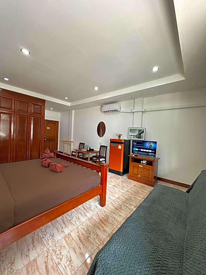BT hotel Kata Beach