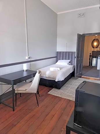 Single Room with Shared Bathroom