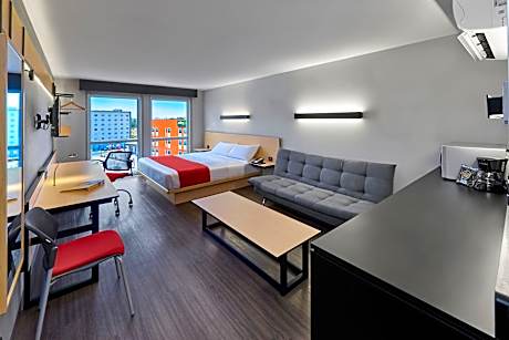 Superior Room, 1 King Bed with Sofa bed (1 King Bed and 1 Double Sofa Bed)