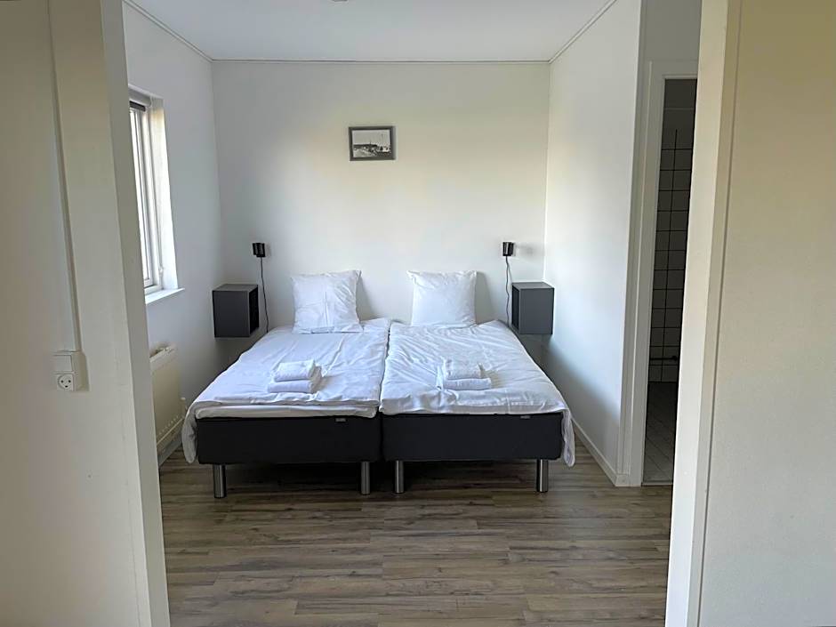 Foto 1 von 10 von Budget