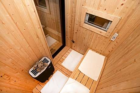 Deluxe Double Room - Non-Smoking