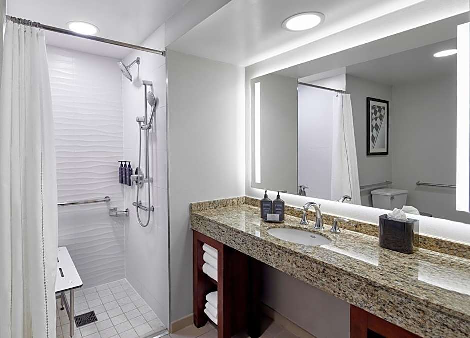 Sheraton Indianapolis Hotel At Keystone Crossing