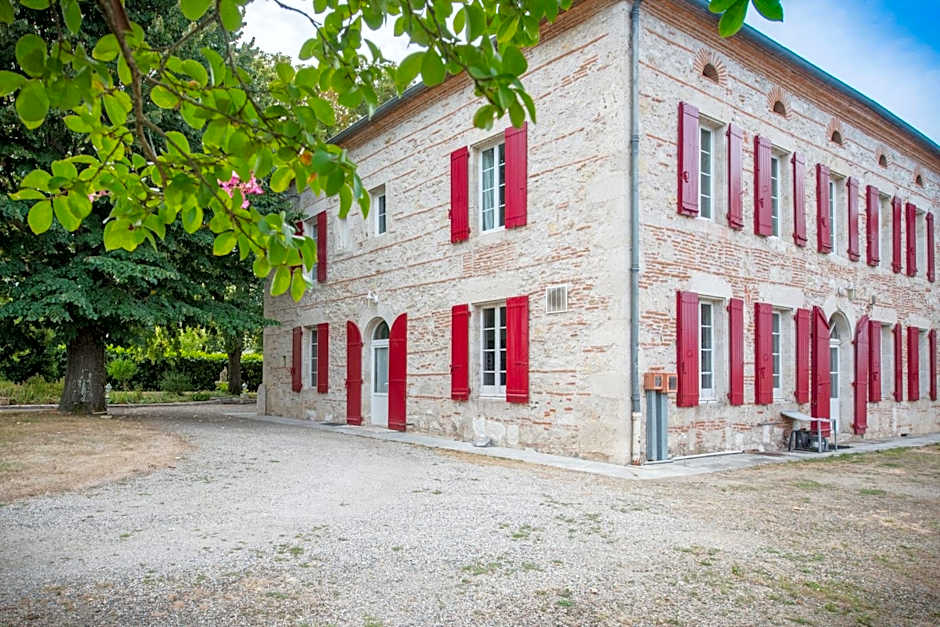 Logis Hotels - Au Colombier du Touron