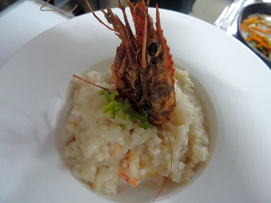 Makuti Beach Bungalows