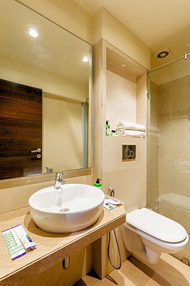 Treebo Supreme Grande