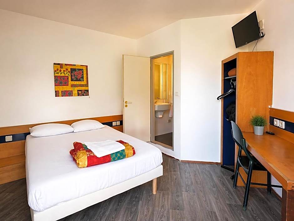 Hotel Charme En Maconnais Fasthotel Macon Nord