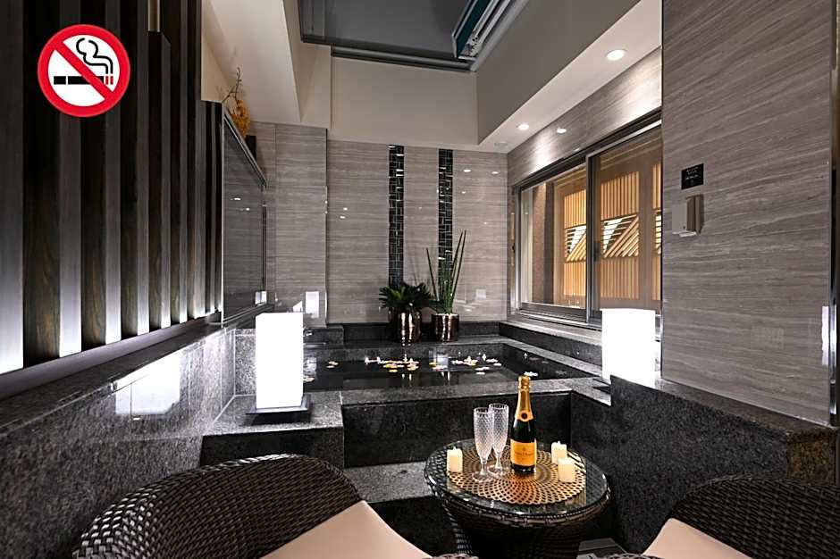 HOTEL VARKIN ANNEX