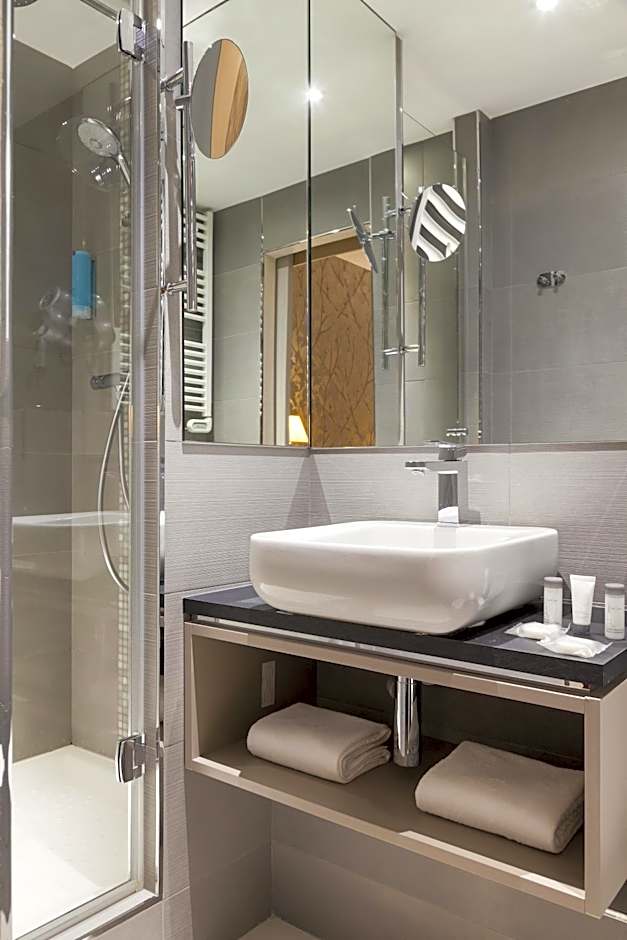 Timhotel Tour Eiffel