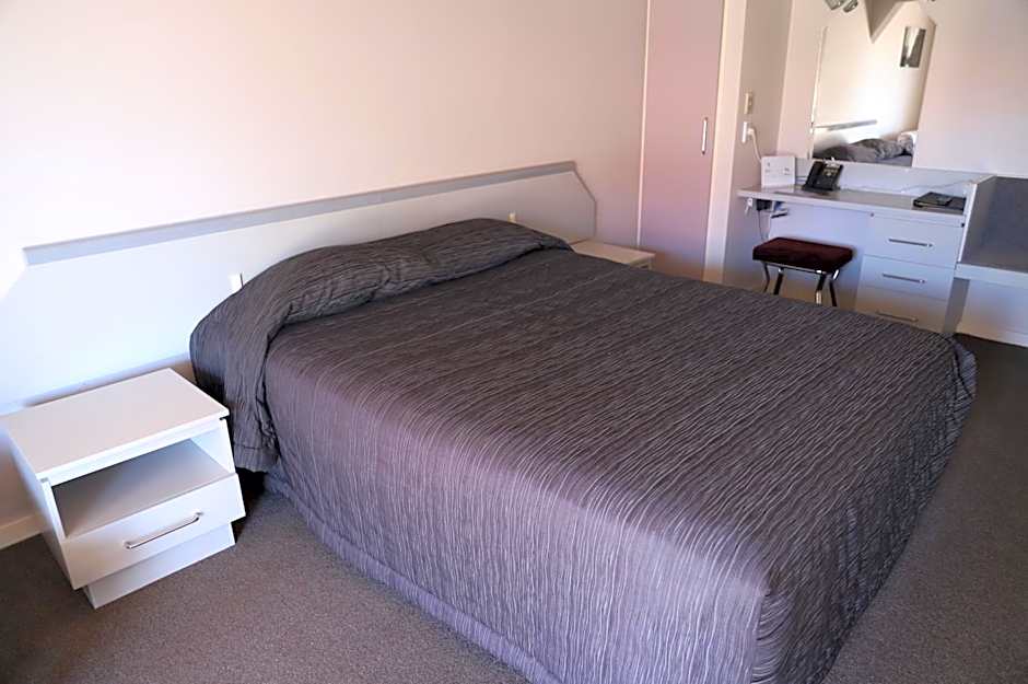 The Village Inn Hotel