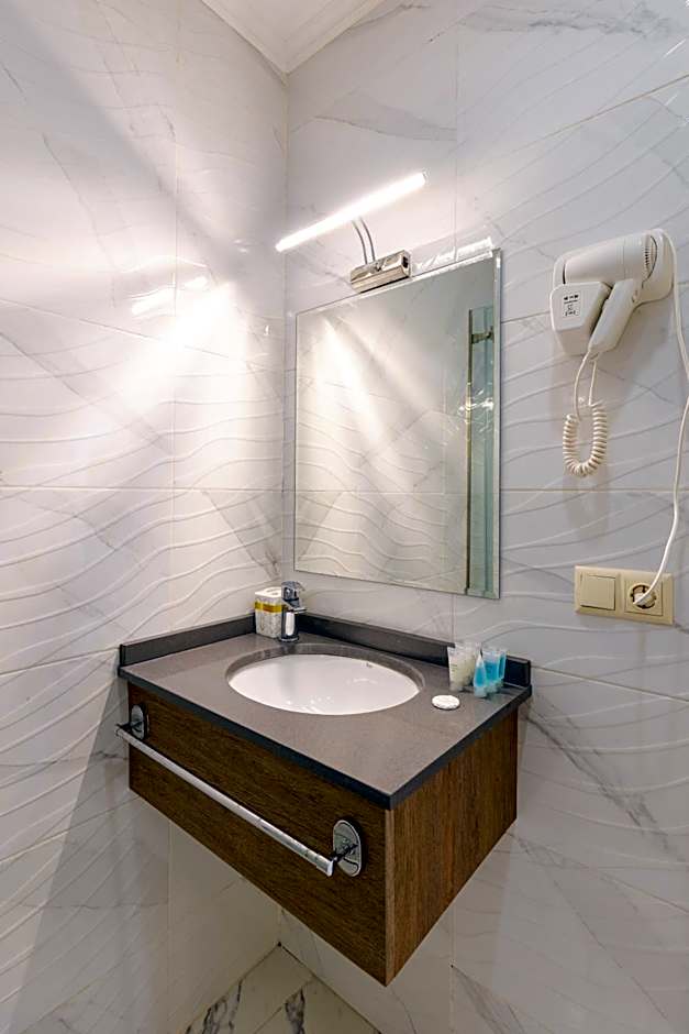 Aqua Batumi Hotel & Apartments