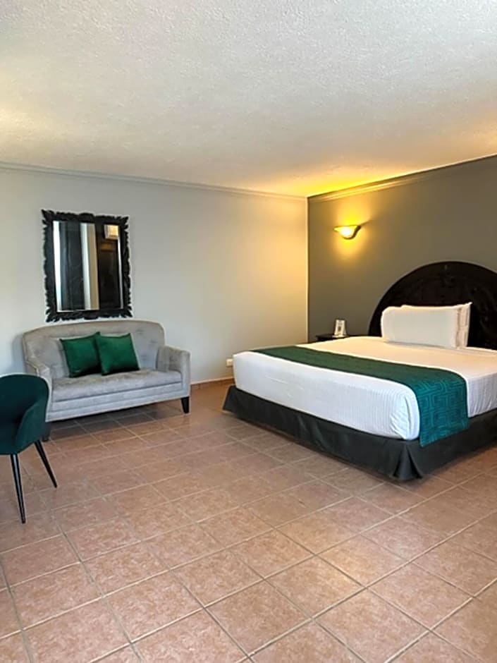 InHouse Select Hacienda Tres Rios