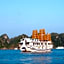 Royal Palace Cruise