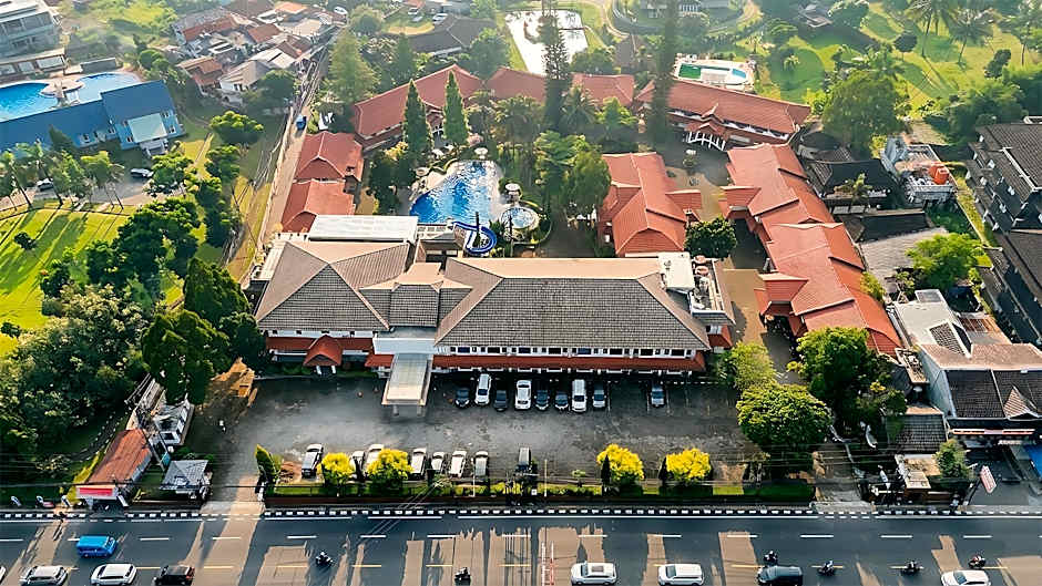 Parama Hotel