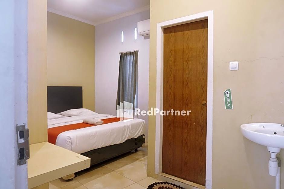 Tassa Homestay Syariah Mitra RedDoorz