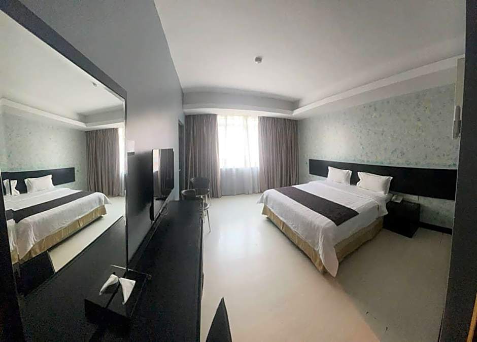 Photo 1 of 1 of Deluxe 1 King Bed