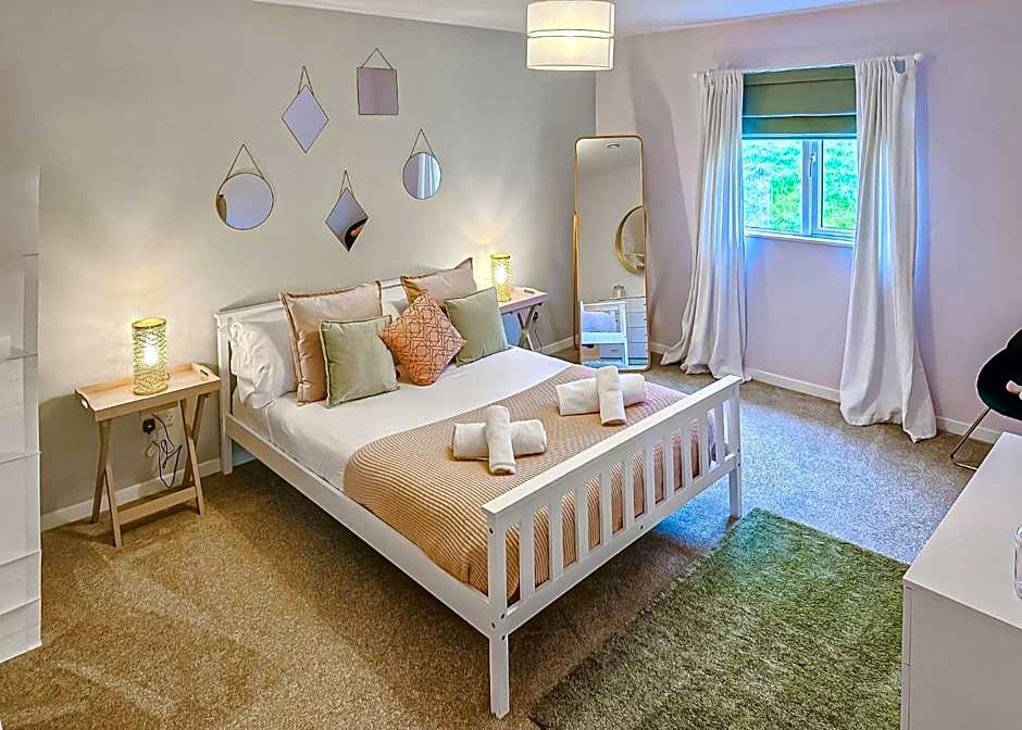 Pant Wilkin Lodges And Equestrian Centre