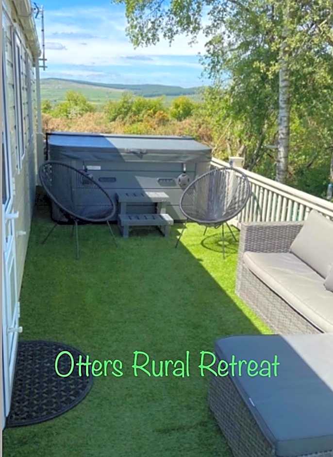 Otters Rural Retreat - Private Hot-Tub & Free Golf for guests included