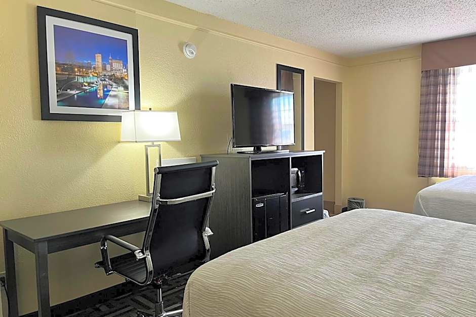 Baymont by Wyndham Indianapolis Airport Lynhurst