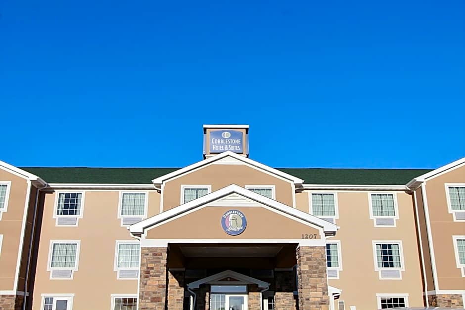 Cobblestone Hotel & Suites - Beulah