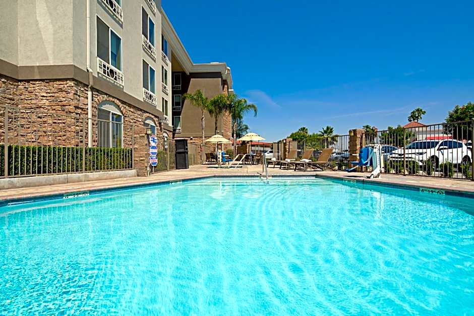 Holiday Inn Express Fresno South By IHG