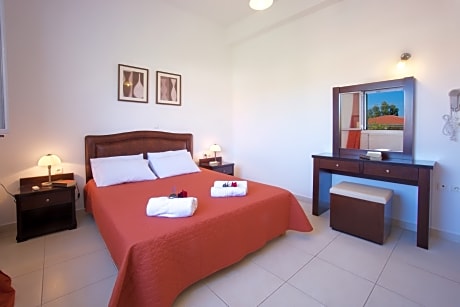 Superior apartment with mountain view